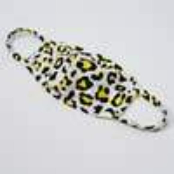 **New Never worn** Leopard Contour Face Mask - Picture 3 of 3